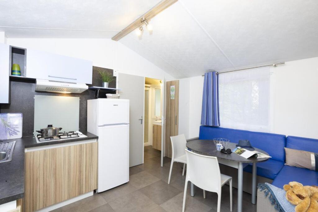 Camping Ushuaia Villages Au Bois Joli アンドリユ エクステリア 写真