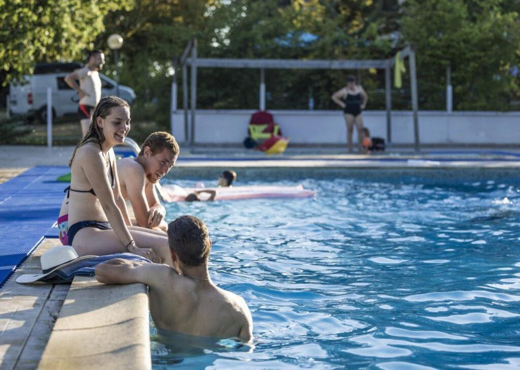 Camping Ushuaia Villages Au Bois Joli アンドリユ エクステリア 写真